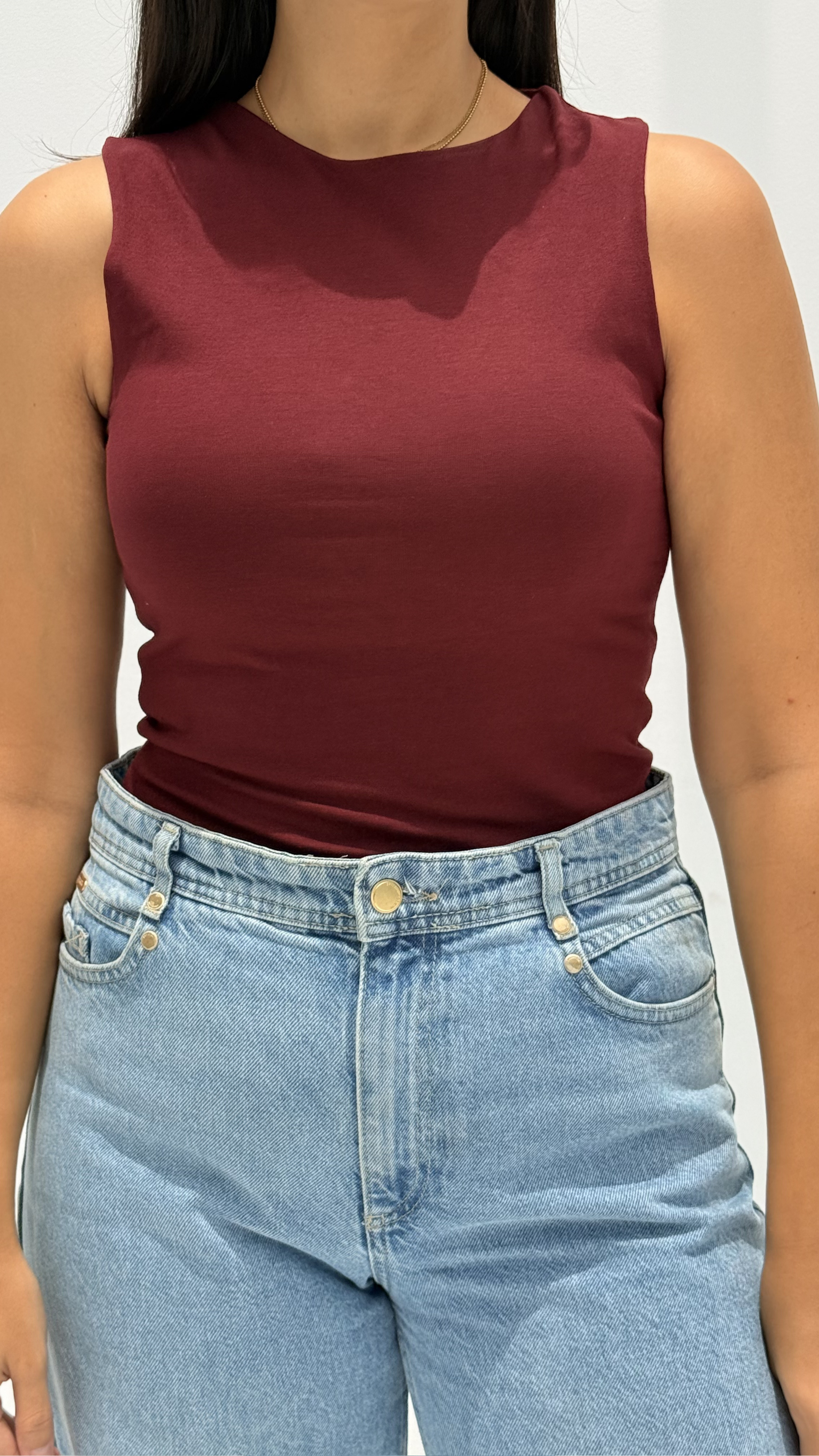 Sleeveless basic top - Burgundy