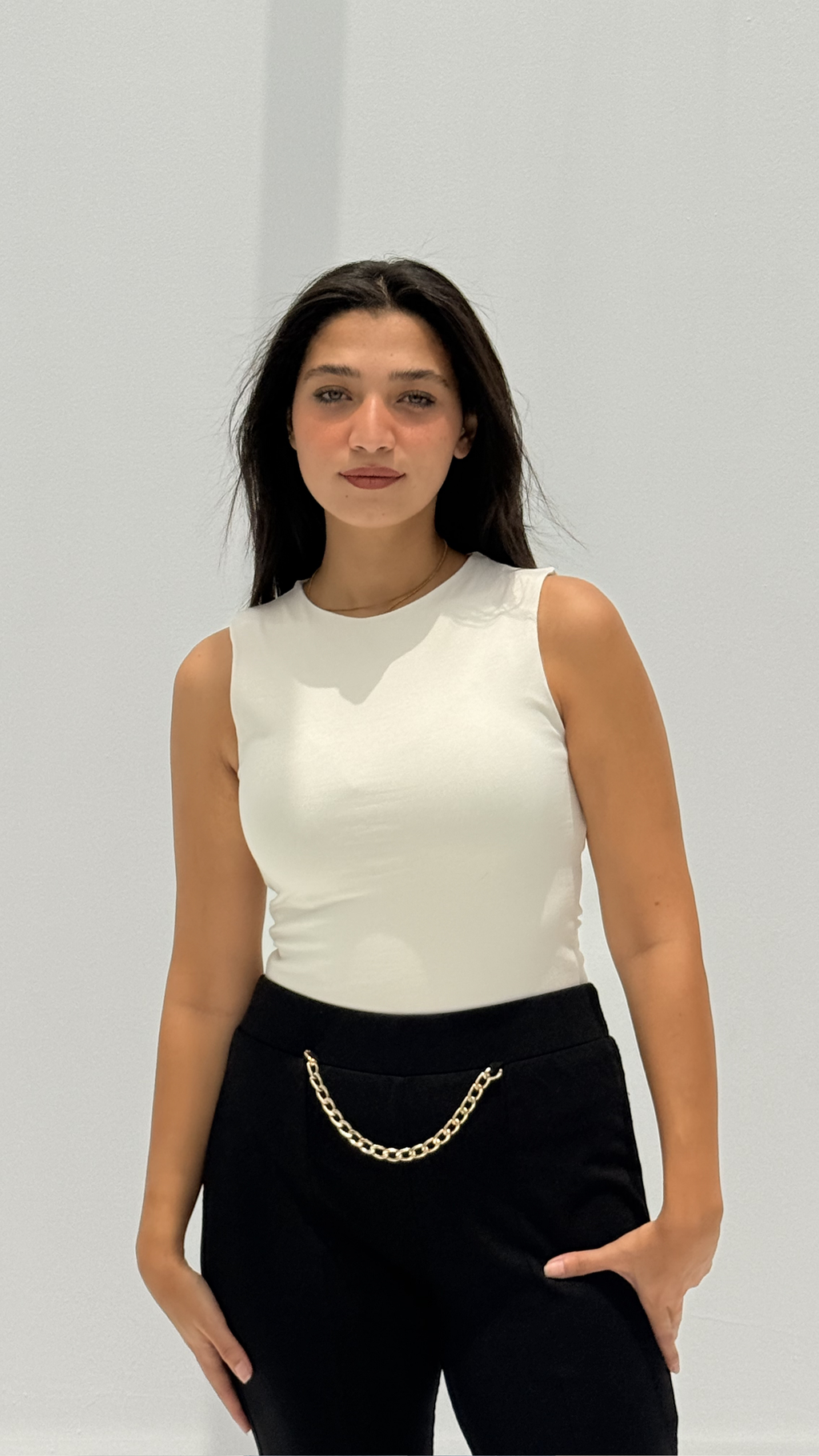 Sleeveless basic top - Beige