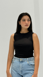 Sleeveless basic top - Black