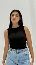 Sleeveless basic top - Black